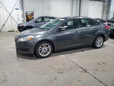 FORD FOCUS SE 2017